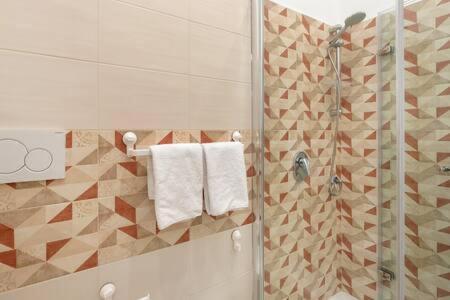 Iflat Lovely And Bright 2 Bed Flat Near Termini ローマ エクステリア 写真